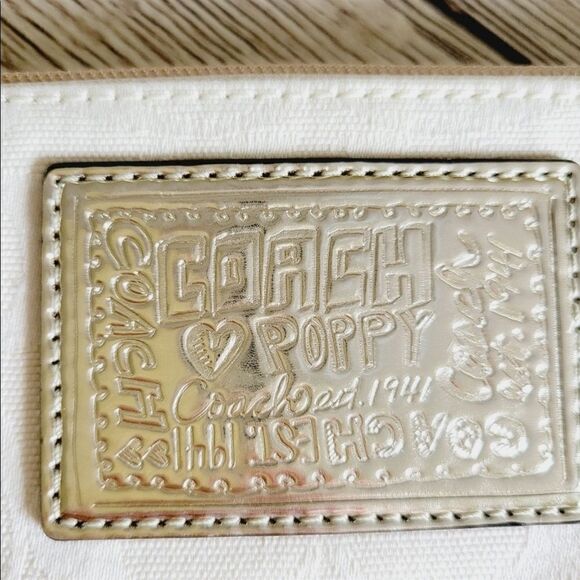 Coach multi media poppy wristlet/coin purse small bag /card case - Picture 6 of 6